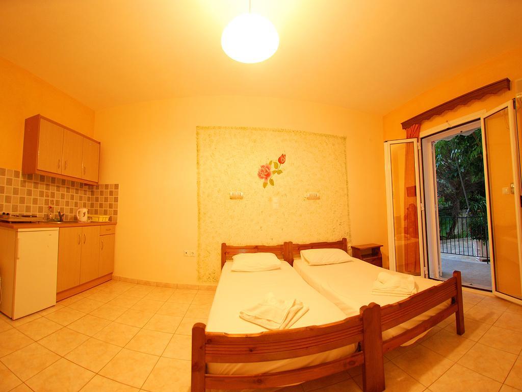 Emilia Apartments Trapezaki  Pokoj fotografie